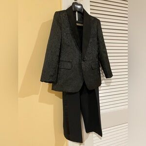Tazio 2-piece Tuxedo, boy size 5